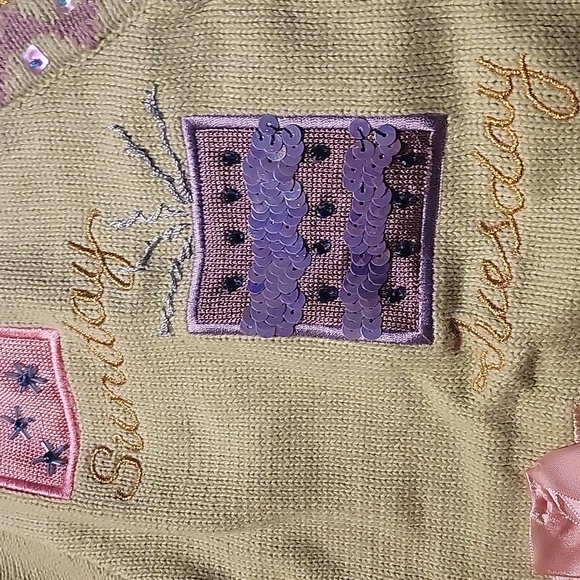 STORYBOOK KNITS - EACH DAY - Picture 13 of 16